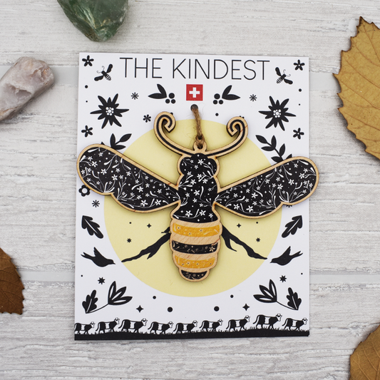 "Bee Kind" Holkzdekoration