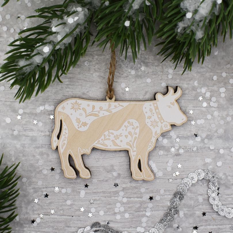 "Festive Cow" (blanche) Décoration en bois 