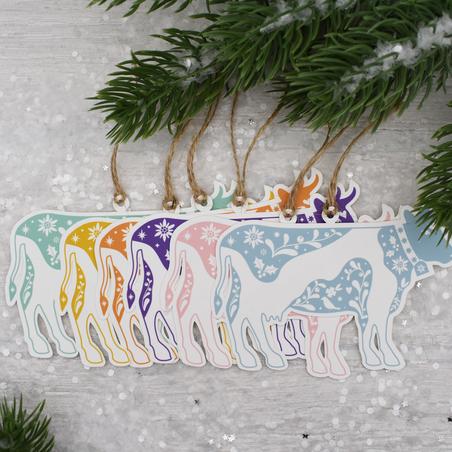 Étiquettes cadeaux festives Vaches (lot de 6) Multicolore